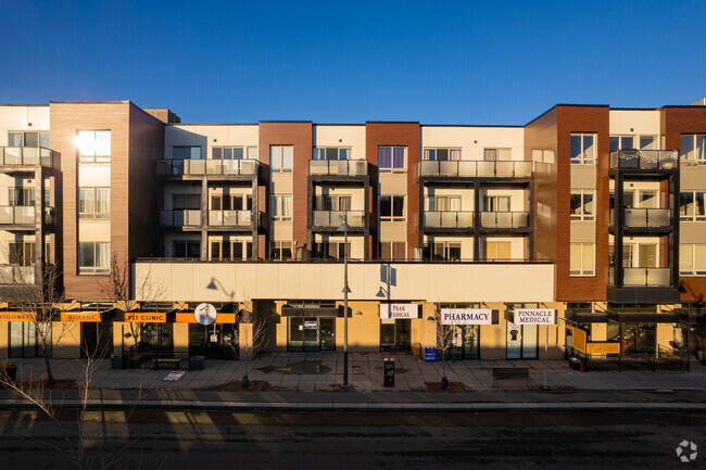 Building Photo - Montgomery Place