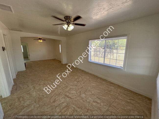 Foto del edificio - 2641 N Fontana Ave