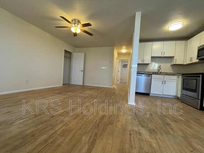 Foto del edificio - 938 W Ocean View Ave