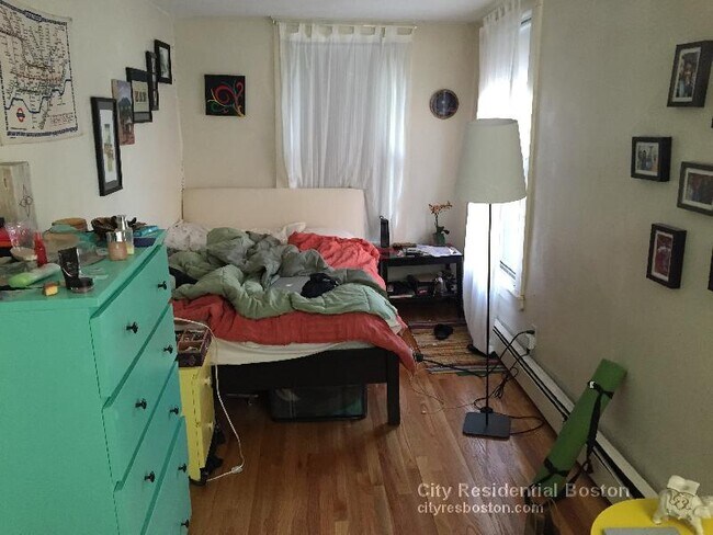 Foto del edificio - 224 Cambridge St