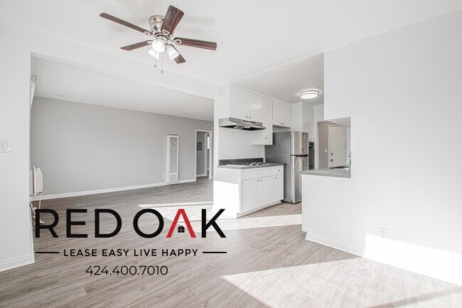 Foto del edificio - 12737 Moorpark St