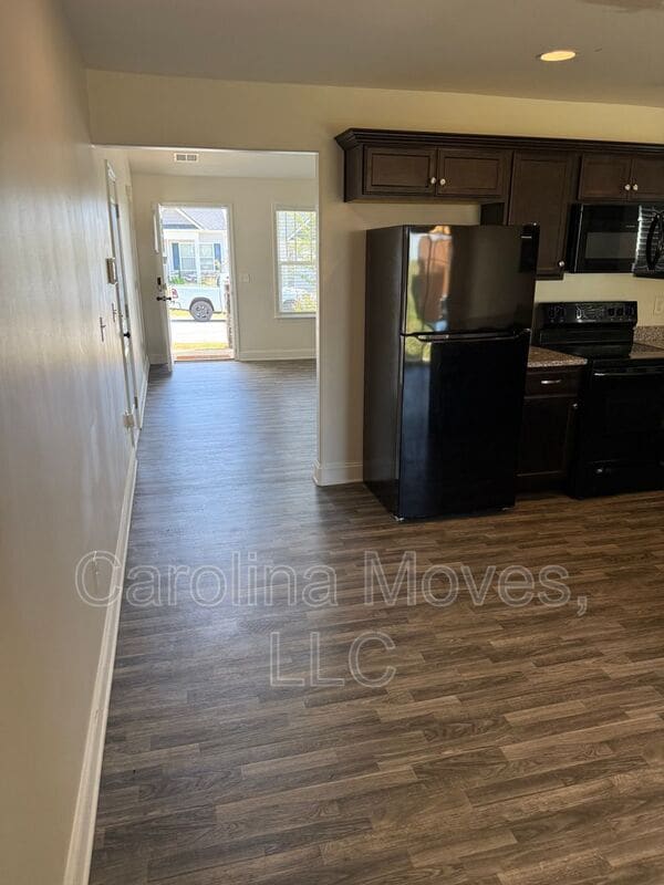 Building Photo - 1154 Wanley Way
