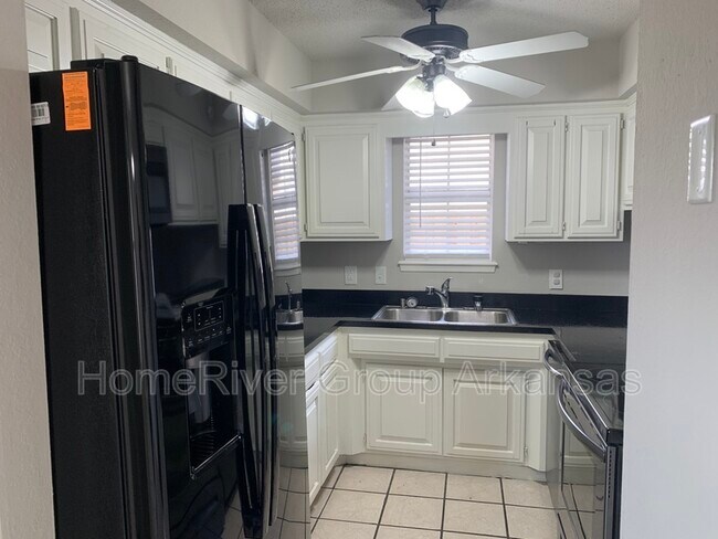 Foto del edificio - 1227 N 12th Pl