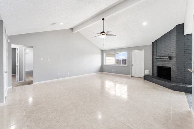 Foto del edificio - 1819 Freshmeadow Dr