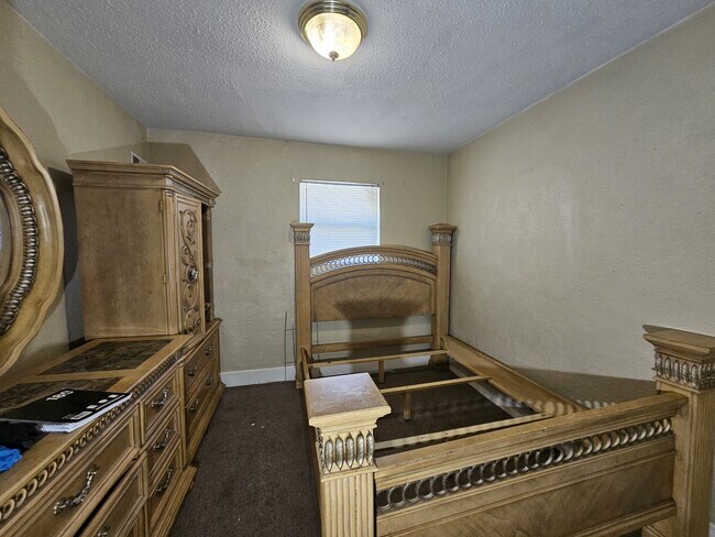 Foto del edificio - 4012 Jennings Station Rd