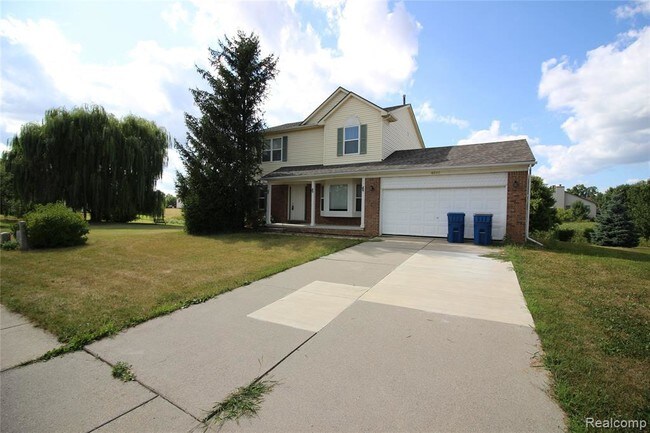 Building Photo - 4699 N Ashford Way