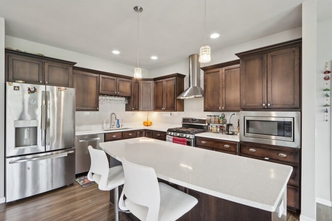 Building Photo - 5811 Levitan Ln