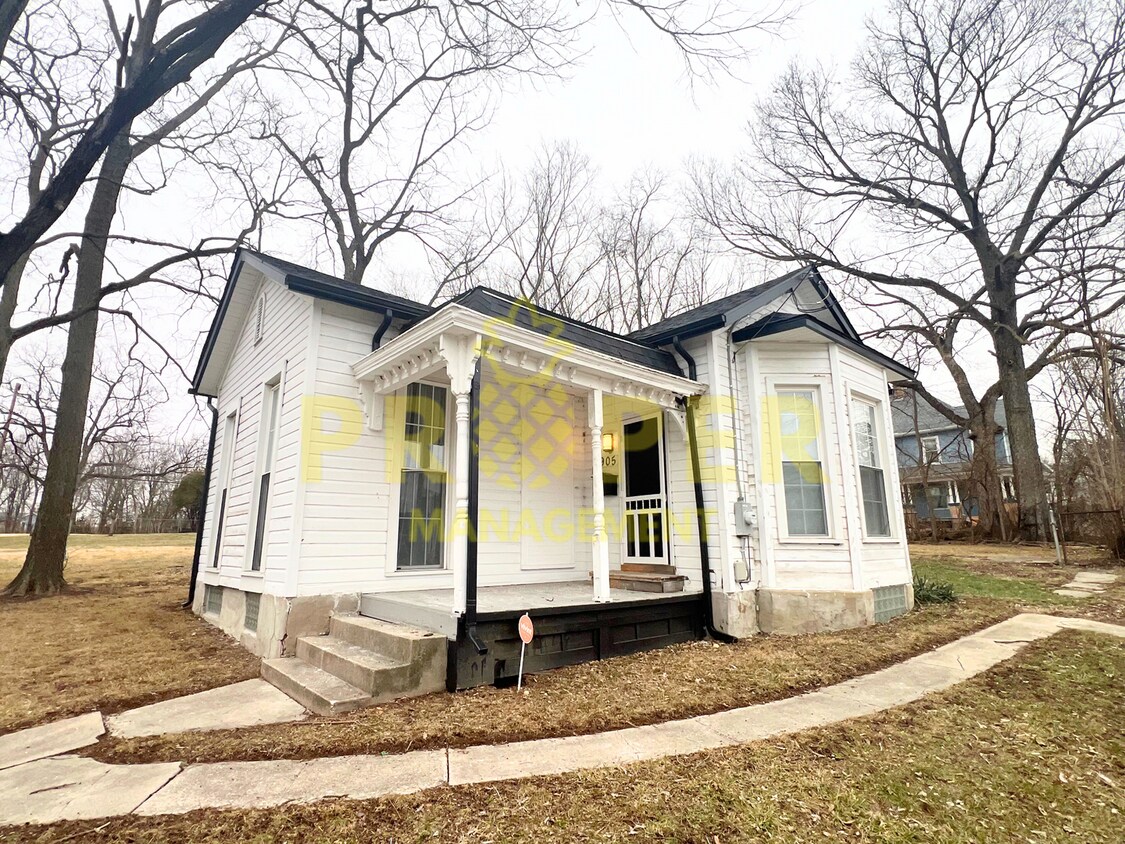 Primary Photo - 1 bedrooms 1 bathroom house