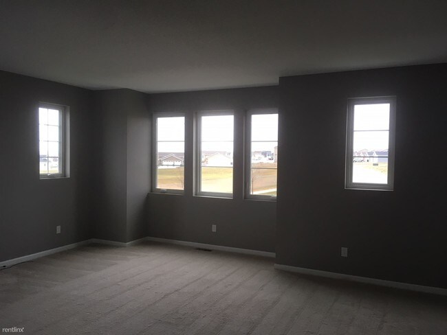 Building Photo - 3 br, 2.5 bath  - 3168 Sullivan Loop