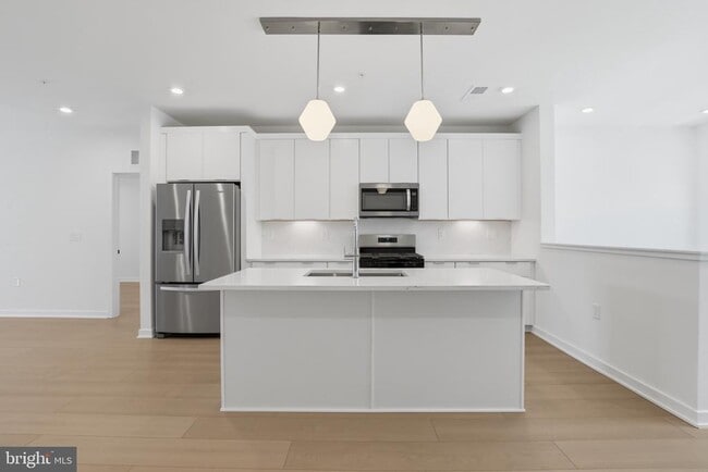 Building Photo - 4759 Sully Pt Ln