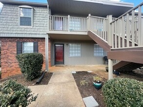 Building Photo - 3818 Country Club Rd