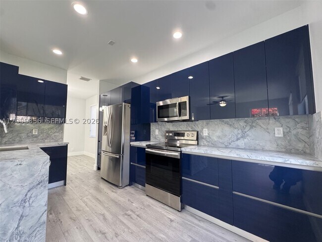 Foto del edificio - 4319 Greenbriar Ln