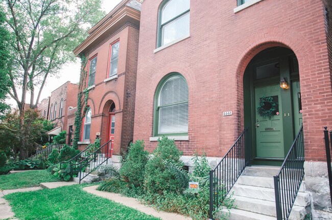 Building Photo - 4448 Gibson Ave