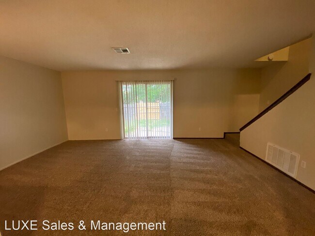 Building Photo - 2 br, 1.5 bath House - 525 Wild Wind Road