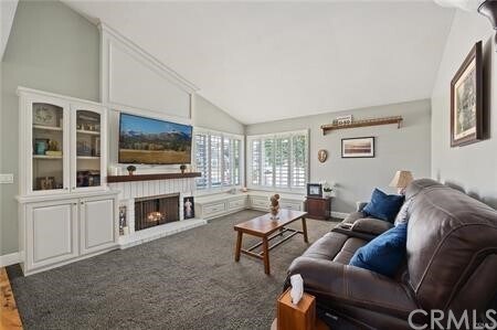 Building Photo - 225 Roundtree Ct