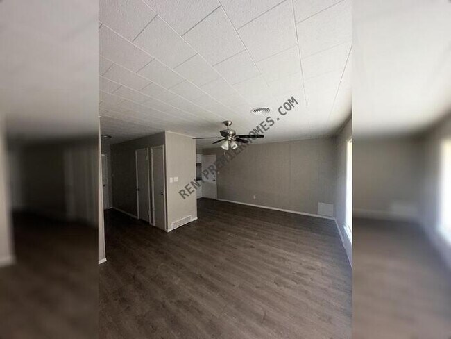 Building Photo - 1121 SW 43rd St