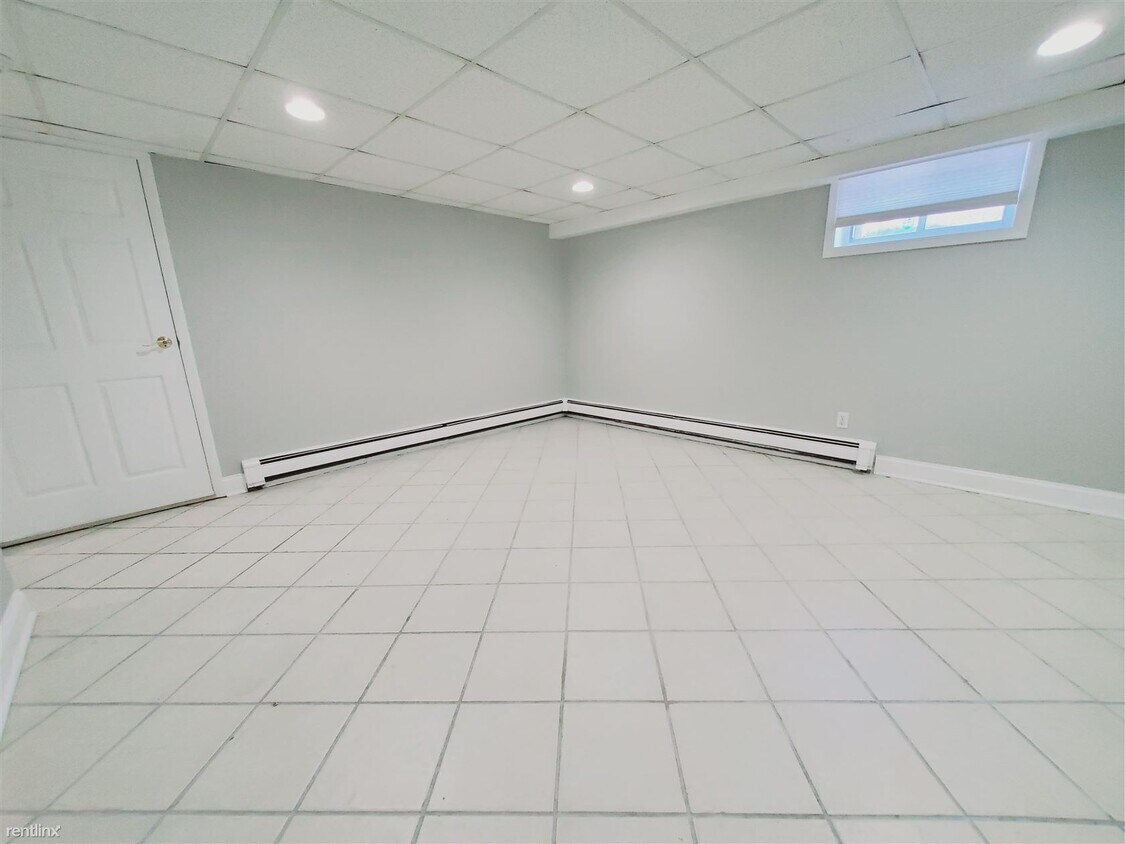 Foto del edificio - 1 br, 1 bath Condo - 29 Central St Unit 1
