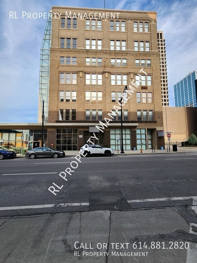 Foto principal - Beautiful 1 bedroom 1 bathroom condo in do...