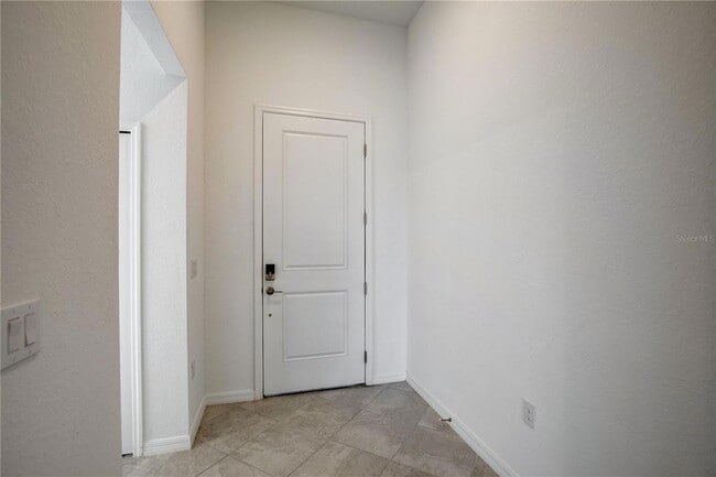 Building Photo - 11387 Pinot Dr