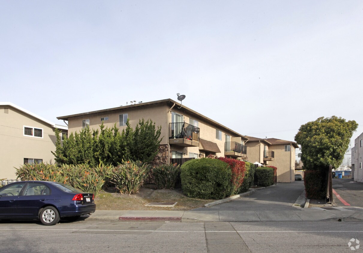 3519 Agate Drive Apartments in Santa Clara, CA