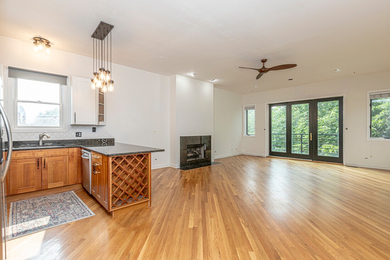 2616 W Rice St Unit 3, Chicago, IL 60622 Condo for Rent in Chicago