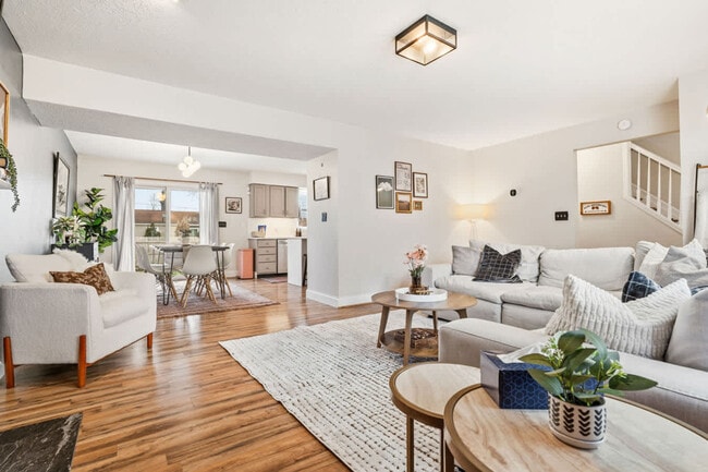 Building Photo - 185 Heights Ave