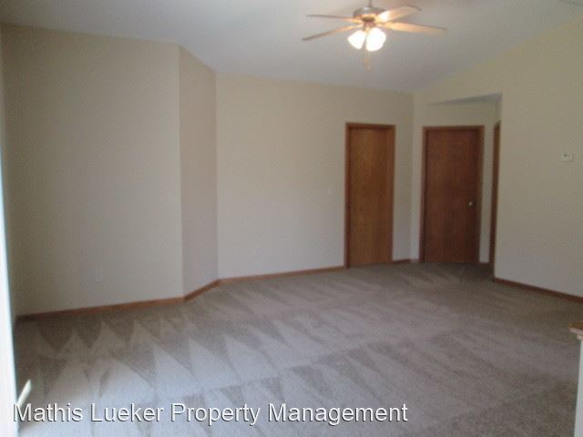 Building Photo - 3 br, 2 bath House - 1716 Clover