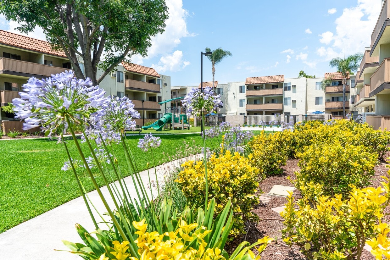 California Villages Pico Rivera Apartments in Pico Rivera, CA