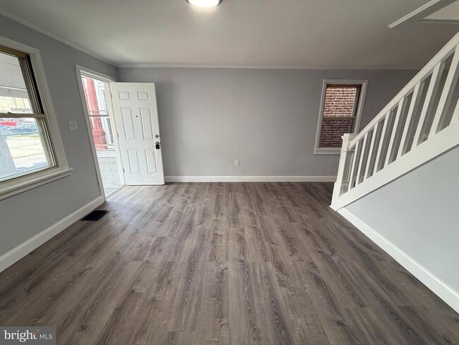 Building Photo - 340 Middlesex St