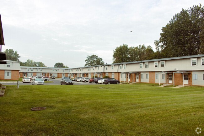 Carter West Apartments & Townhouses