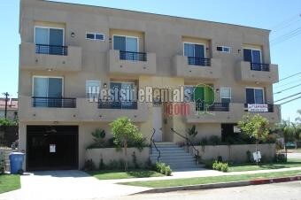 Primary Photo - 13664 Leadwell St