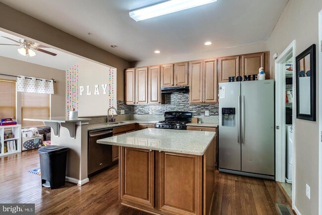 Building Photo - 7533 Maidenhead Dr