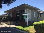 Primary Photo - 140 1/2 W Queen St