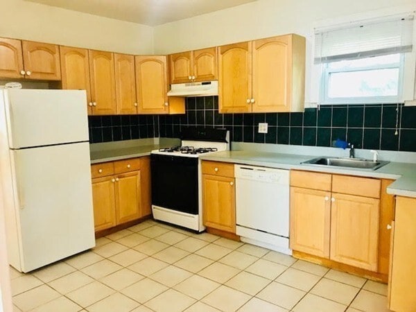 Building Photo - 8 Berkeley St