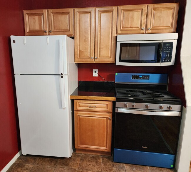 Foto del edificio - 91 Regency Park Dr