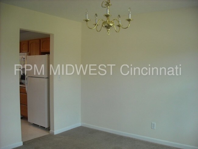 Building Photo - 2122 Starlight Ln