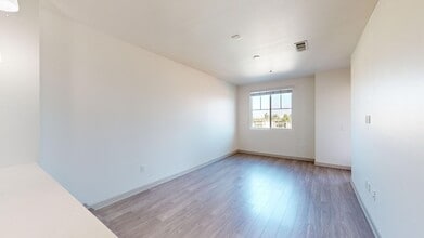 Interior Photo - Beach & Ocean