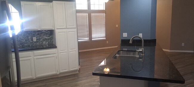 Building Photo - 4211 Jennifer Nicole