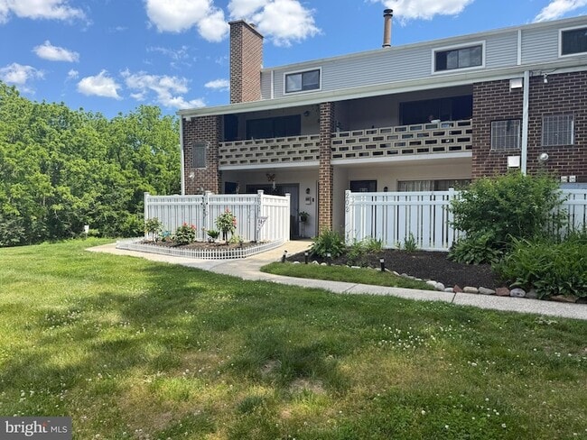 Photo - 202 Stony Way Townhome