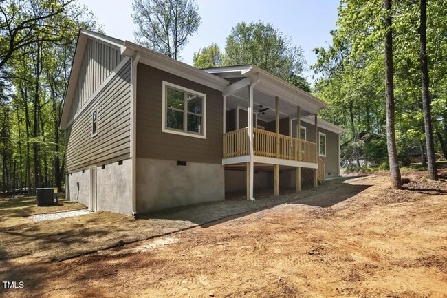 Building Photo - 149 Amber Rd