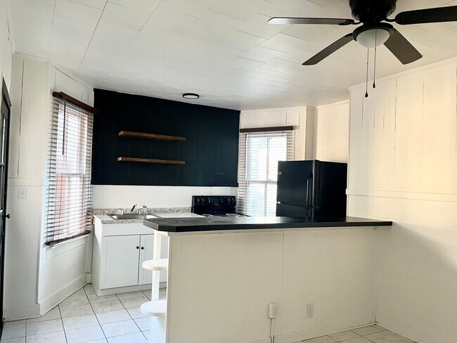 Foto del edificio - 741 Riverside Ave