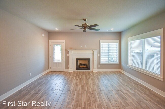 Foto del edificio - 4 br, 3.5 bath House - 628 N Malbec Rd