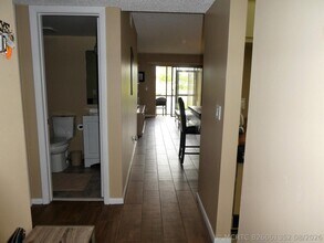 Building Photo - 7209 Golf Colony Ct