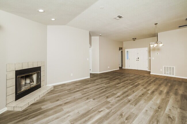 Foto del edificio - 10415 Copperwood Dr