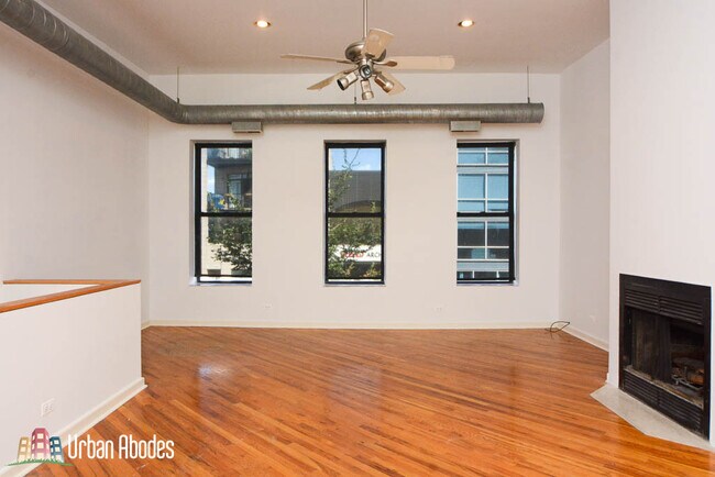 Foto del edificio - 2124 N Damen Ave