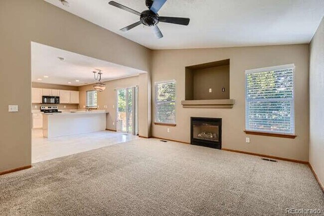 Foto del edificio - 4bedroom 4bath home in HIGHLANDS RANCH wit...