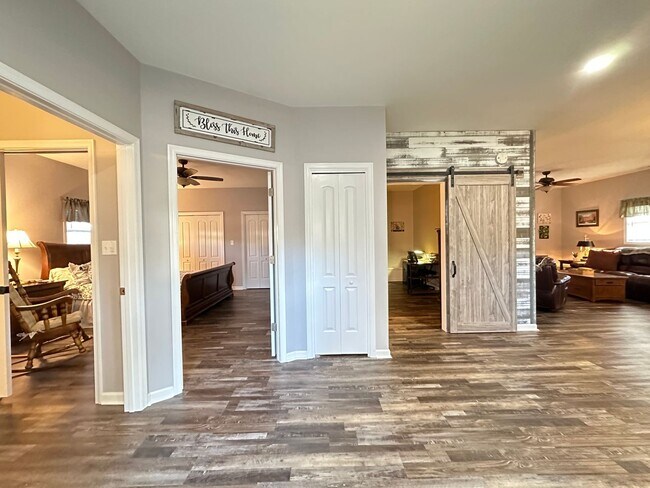 Building Photo - Fully Furnished/All Inclusive Magnificent Home for Rent