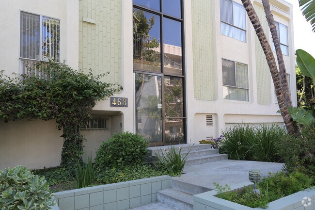 Building Photo - 463 S Maple Dr