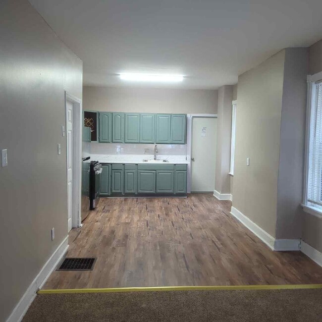 Photo - 5 W 27th St Townhome