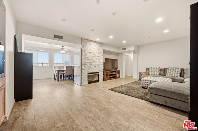 Foto del edificio - 1222 S Westgate Ave